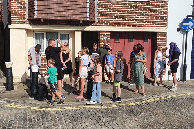 Old Portsmouth Historical Walking Tour - an Infernal Den of Diabolical Demons - Cursed Cobblestoned Corridors