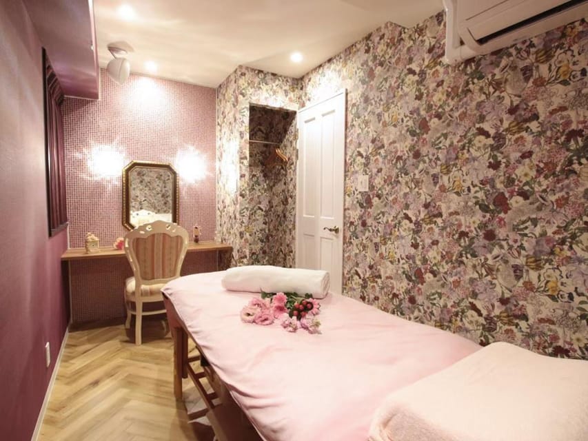 Osaka 60 Minutes Massage for Women Review - Salon Background