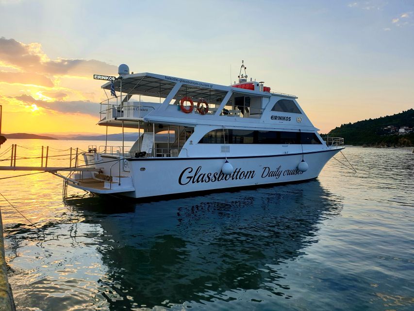 Ouranoupolis: Private Sunset Cruise on a Glassbottom Boat - Included Amenities