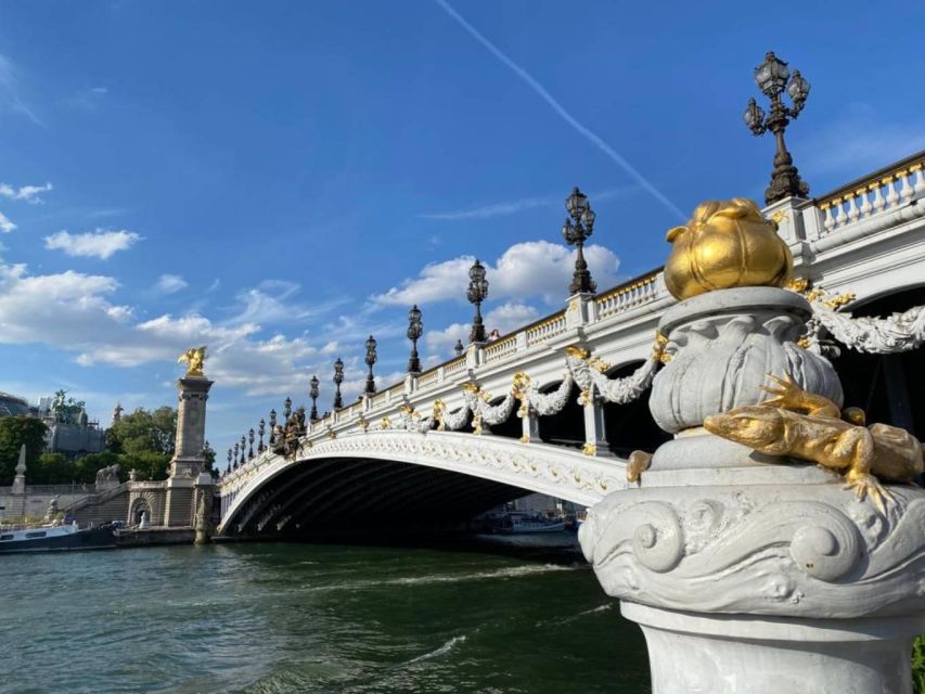 Paris: Guided Treasure Hunt Along the Seine River - Included Services