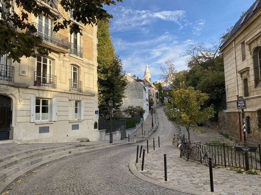 Paris: Secret Montmartre Smartphone Audio Walking Tour - Panoramic Views at Sacré-Cœur