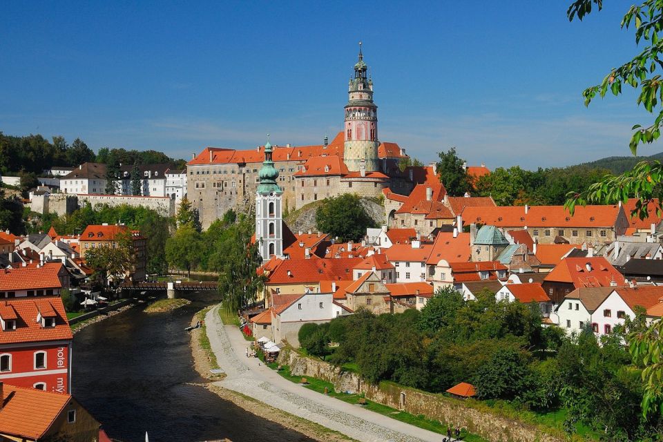 Passau: Private Day Trip to Cesky Krumlov in Czech Republic - Inclusions