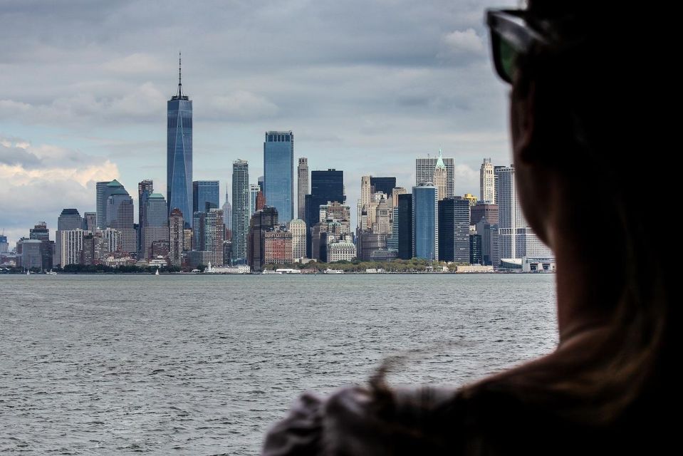 Photographs at Tourist Points in New York - Downtown Manhattan Highlights