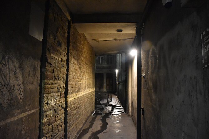 Private Ghosts and Gore Walking Tour of London - Accessibility Information