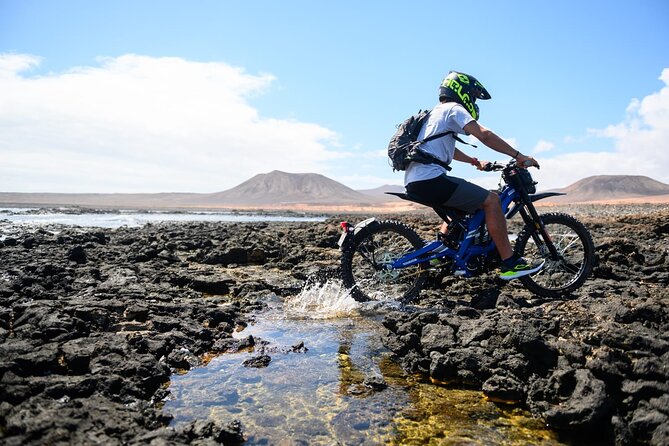 Private Volcanoes Tour Electric Experience of Fuerteventura - Cancellation Policy