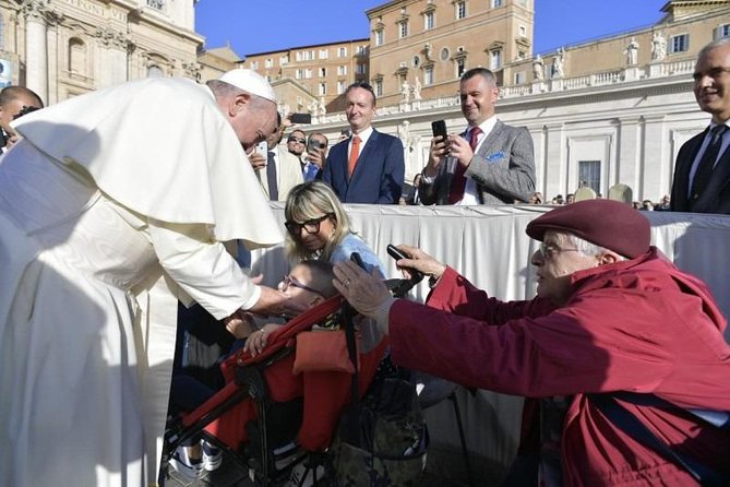 Reserved Papal Audience Ticket With Assistance on Site - Transfer and Transportation