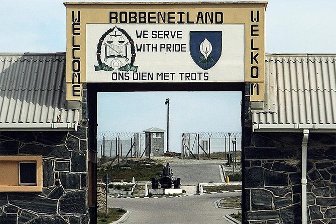 Robben Island Tour & Table Mountain Guided Tour - Table Mountain Ascent