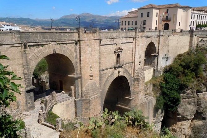 Ronda and Setenil De Las Bodegas Tour From Malaga - Ronda: A Historic City