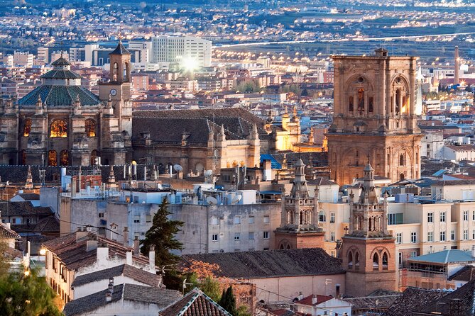 Royal Chapel and Granada Cathedral Guided Tour - Meeting Point