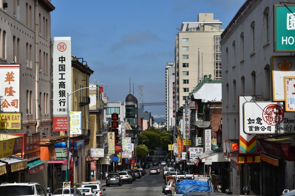 San Francisco: Chinatown Food and History Walking Tour - Visiting Historic Landmarks