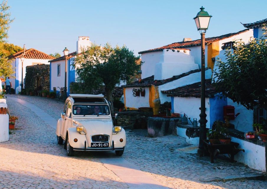 Sintra: Countryside Gastronomic Tour in a Vintage Car - Picnic and Guided Tour in Mafra