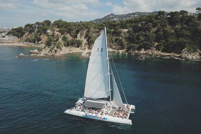 Special Tour for Groups Sailing Along the Costa Brava in a Big Catamaran. Food and Drinks Included. - Booking Information