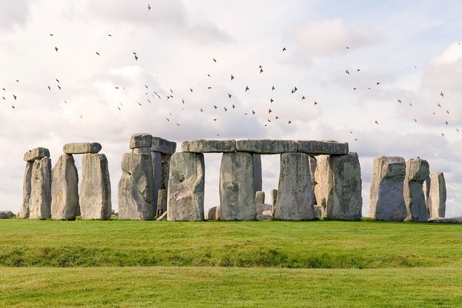 Stonehenge and Bath Tour From Oxford - Tour Duration and Group Size