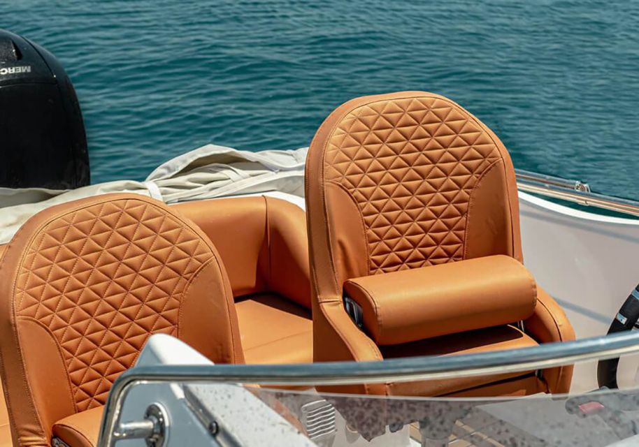 Sunset Safari Private Boat Trip - Amenities and Equipment