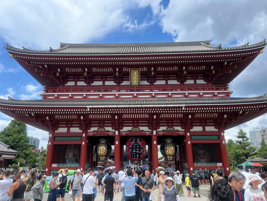 Tokyo: Asakusa and Sensoji Walking Tour With Local Guide - Accessibility Options