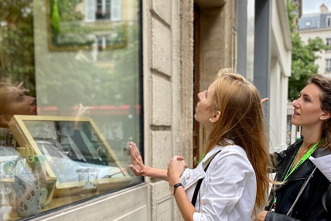 2-Hour Outdoor Group Activity in Paris: SAINT GERMAIN - Little-Known Landmarks