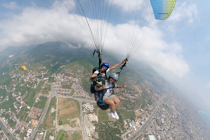 Alanya Paragliding With Experienced Pilots - Expert Pilots Ensure Safety