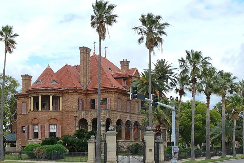 Authentic Galveston Ghost City Tour - Mansion Mysteries