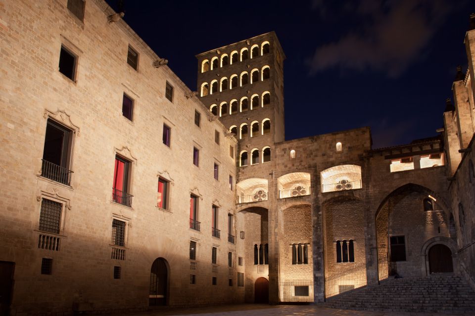 Barcelona: Gothic Quarter Guided Tour With Flamenco & Tapas - Tour Inclusions