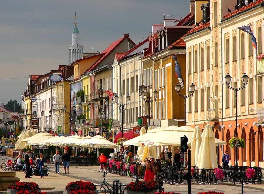 Bialystok Old Town Highlights Private Walking Tour - Tour Languages and Accessibility