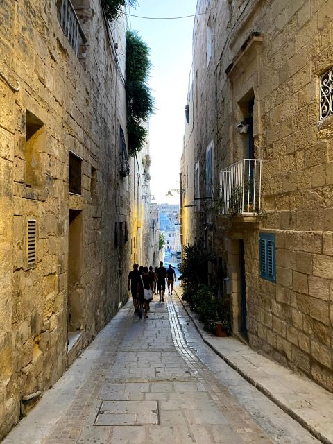 Birgu Vittoriosa: Ghost and Crime Tour - Tragic World War II