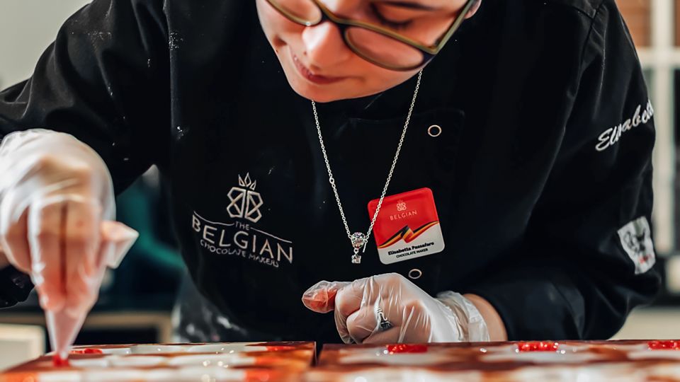 Brussels: Belgian Chocolate Making Workshop With Tastings - What to Bring to the Workshop