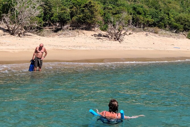 BVI Daytrip on Private Powerboat With Snorkeling - Lunch and Refreshments