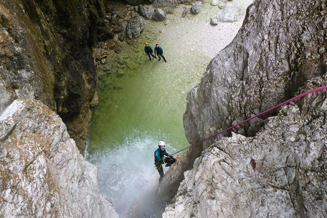 Canyoning in Fratarica Canyon - Exploring the Fratarica Gorge