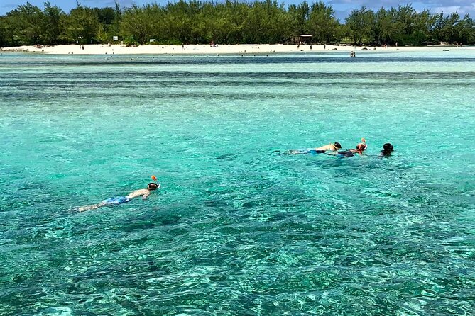 Catamaran BOAT TO ILE AUX CERF & GRSE With Lunch & Snorkelling - Pricing and Offers