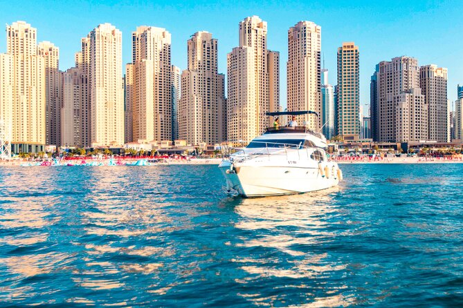 Dubai Yacht Rental - Book 58 Ft Private Yacht up to 28 Persons - Complimentary Drinks