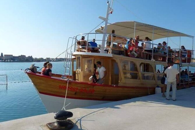 Dubrovnik Islands Boat Tour With Lunch and Unlimited Drinks - Exploring Medieval Villages