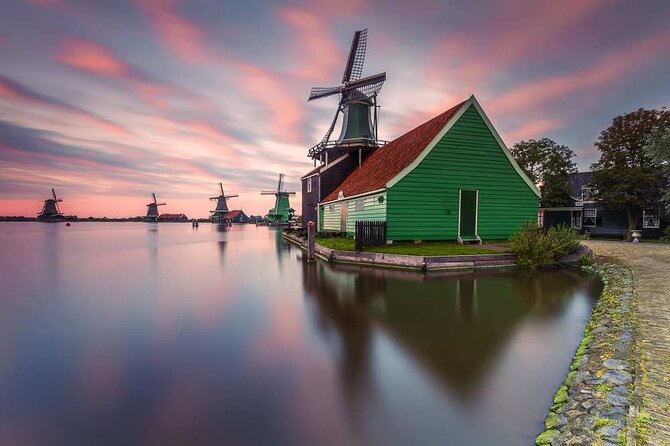 Dutch Countryside and Zaanse Schans Windmills Private Tour - Exploring Volendam and Marken