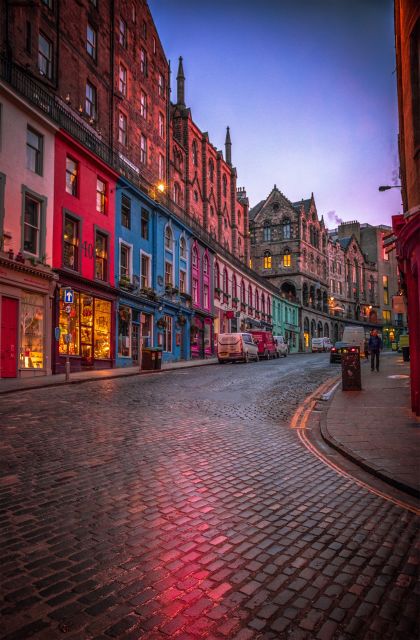 Edinburgh: Walking Tour / Treasure Hunt (App Led) - Flexible Pacing and Self-Guided Adventure