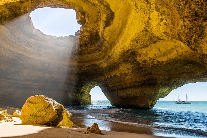 From Lisbon: Algarve Private Tour to Portimao, Lagos and Sagres - Explore Ponta Da Piedade