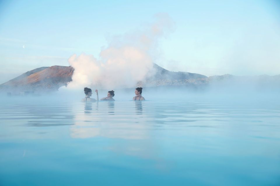 From Reykjavik: Blue Lagoon and Northern Lights Tour - Northern Lights Hunt