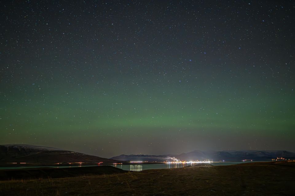 From Reykjavik: Christmas Eve Northern Lights Tour - Meeting Points