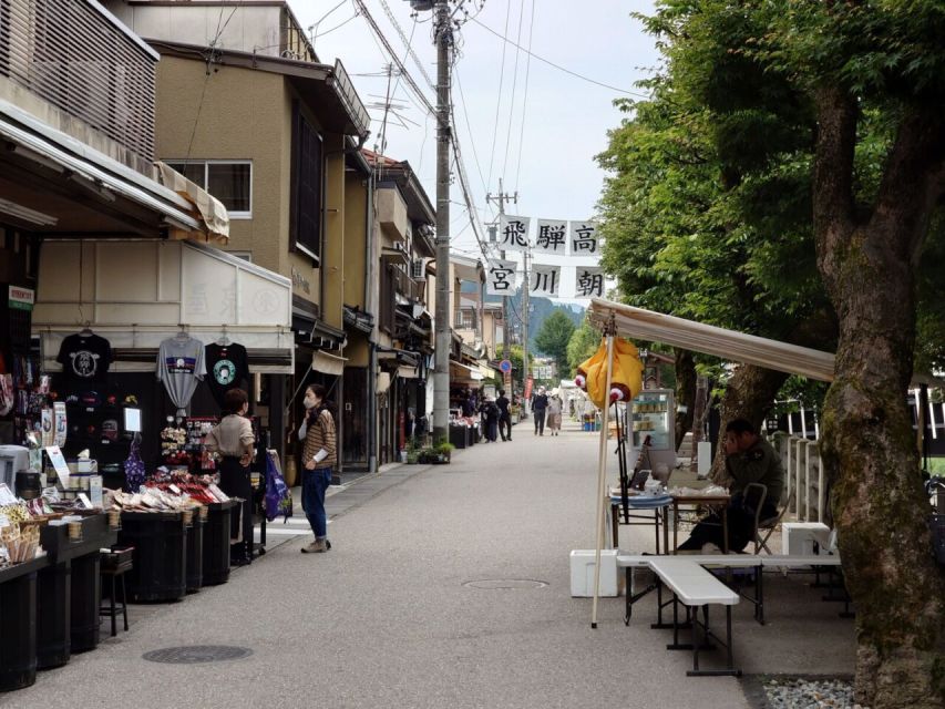 From Takayama: Guided Day Trip to Takayama and Shirakawa-go - Shirakawa-go Guided Tour and Sightseeing