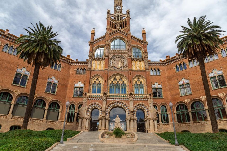 Gaudí Private Tour: Must-See Sites & Hidden Modernism Gems - Customer Reviews