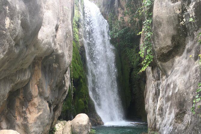 Half Day Private Tour of Guadalest and Fuentes De Algar - Confirmation and Accessibility