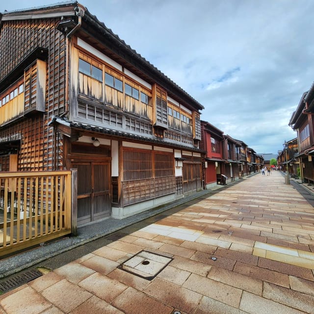 Kanazawa Walking Tour Review: A Scenic Experience - Frequently Asked Questions