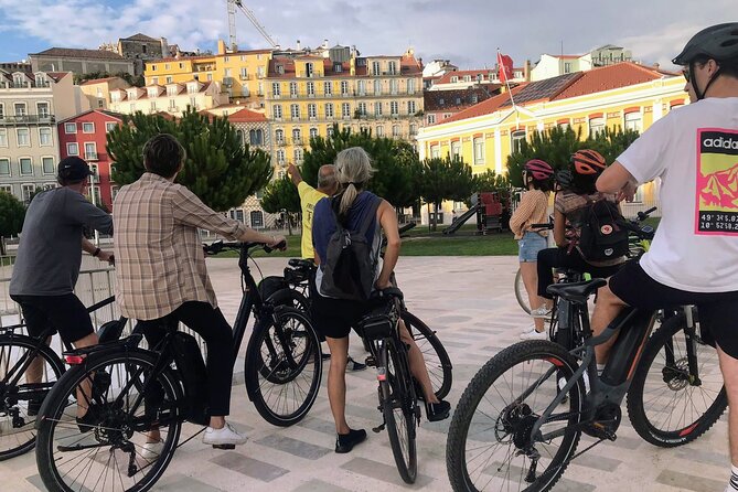 Lisbon City Center Bike Tour - Bike Rental and Safety