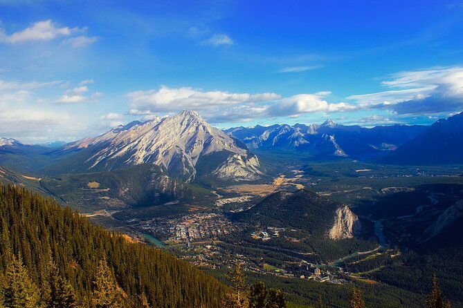 Listen to a Tour Guide as You Drive & Walk With Our Discover the Rockies Package - Hands-free Audio Functionality