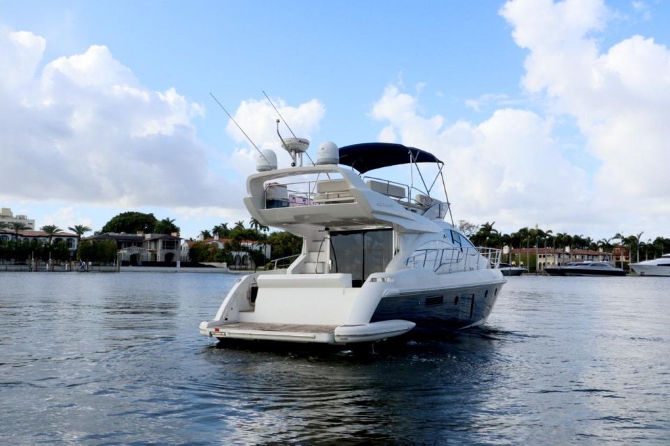 Miami: Luxury Voyages by Icon Yacht and Jets - Seamless Booking Process