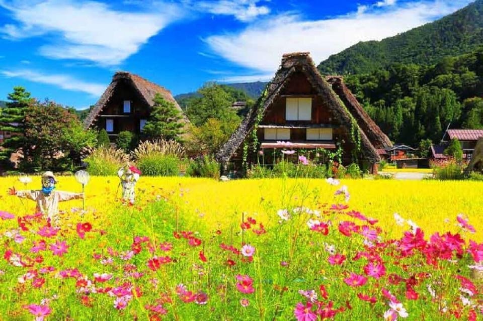 Nagoya Shirakawa-go Village and Takayama One Day Trip - Explore Takayamas Markets