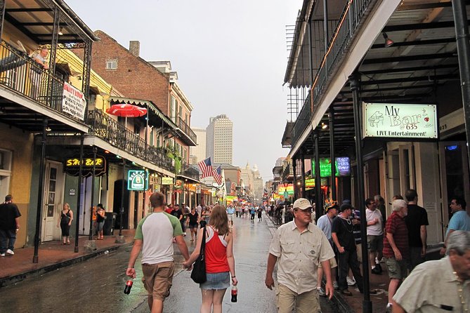 New Orleans City Tour: Cemetery, French Quarter, Garden District - New Orleans Cemeteries