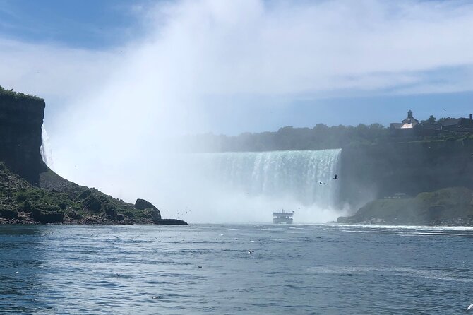 Niagara Falls Private Half Day Tour With Boat and Helicopter - Sheraton Buffet Lunch