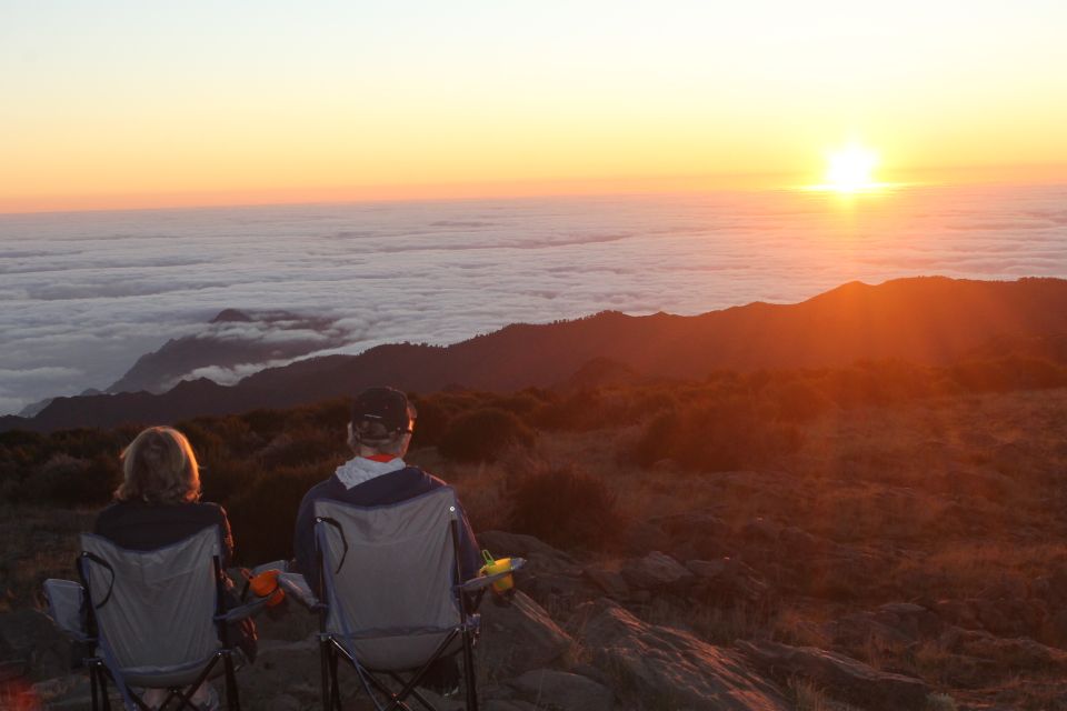 Pico Do Arieiro: Private 4x4 Sunrise Trip With Hot Drinks - Restrictions and Limitations