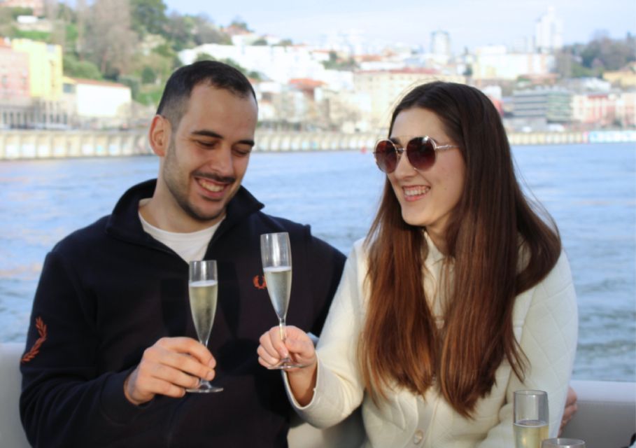 Porto: Premium Private Yatch Tour With Sunset Option - Key Features