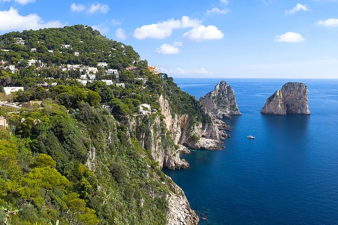 Private Boat Tour From Sorrento to Capri - Gozzo Sorrentino 7.50 - Exploring Capri