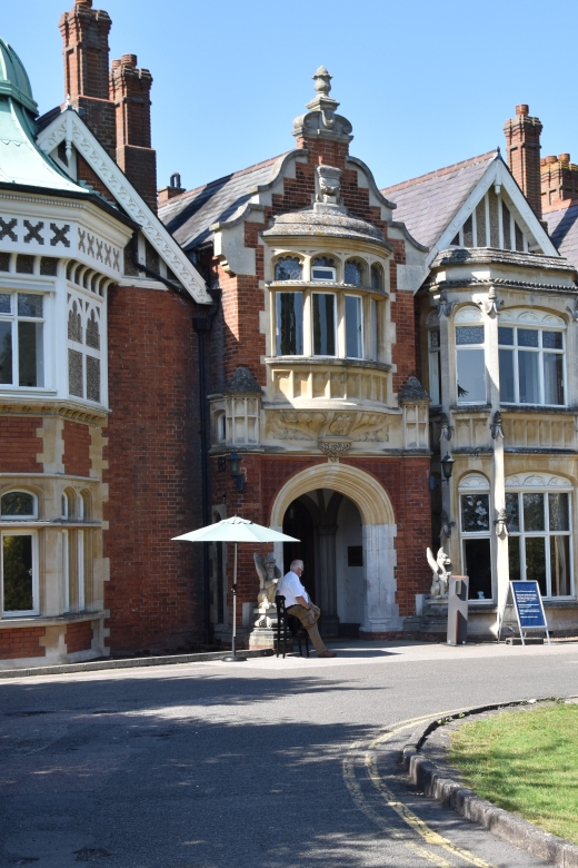 Private Day Tour to Bletchley Park. - Transportation and Pickup Options